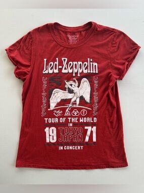 Recycled Karma Led Zeppelin 1971 Graphic Tee T-shirt Band Red Women’s Medium